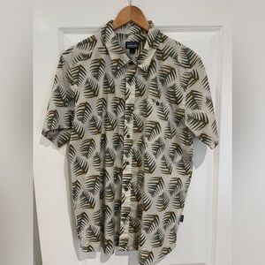 Patagonia Go-To button down shirt, organic cotton, worn once, no signs of wear